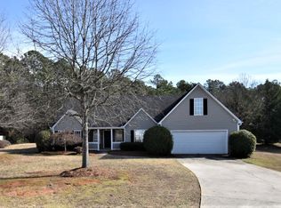702 Stonecrest Ln, Loganville, GA 30052