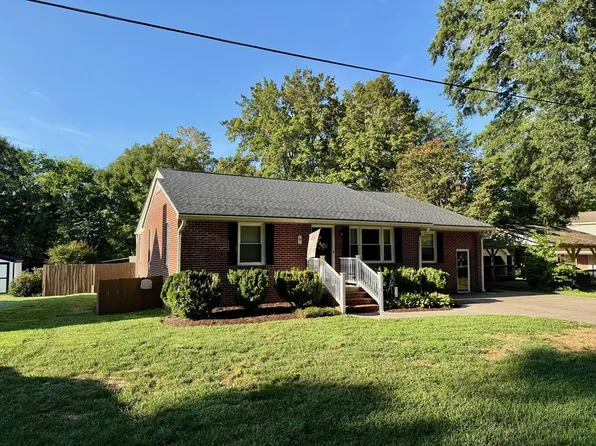 38 Finch Ln, Boydton, VA 23917
