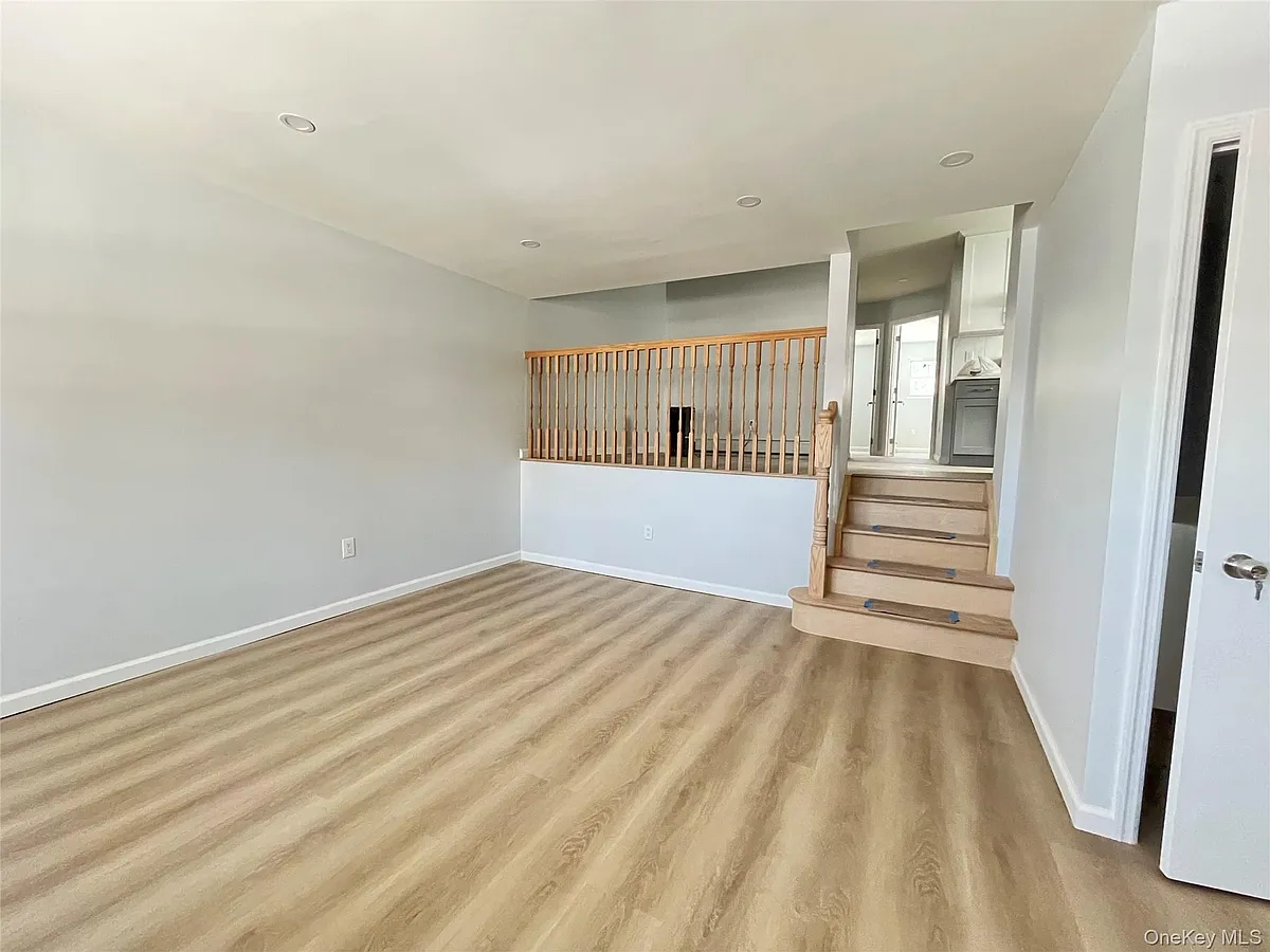 Building Photo - 3422 Brookside St #1