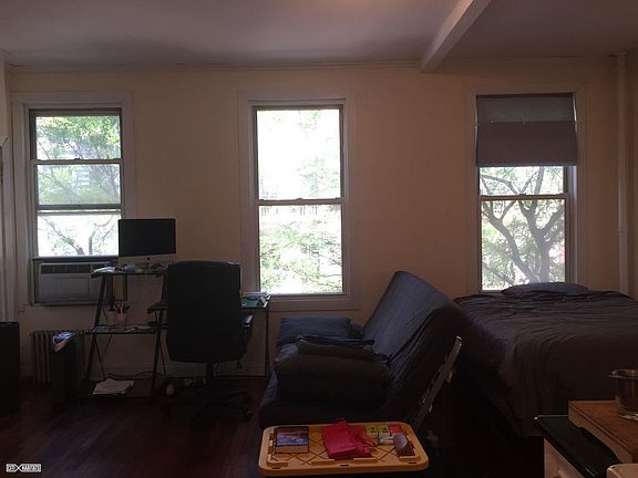 5th image of 412 W 44th St APT 3