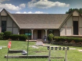 11533 Wood Oak Ave APT 1, Richmond, MO 64085