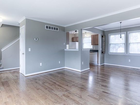 3rd image of 1045 Woodward Hts #1