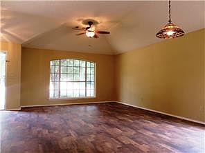 3rd image of 16415 Pocono Dr