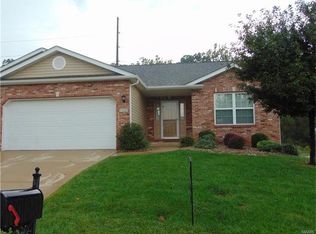 1125 Carraway Ct, Collinsville, IL 62234