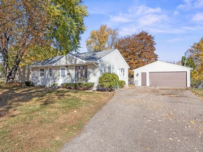 7832 58th Pl N, Crystal, MN, 55428