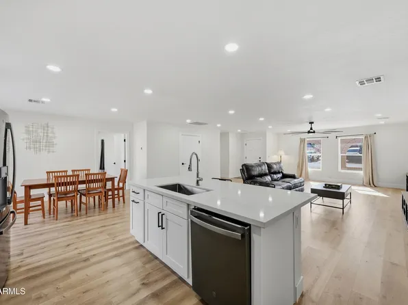 6607 S MITCHELL Drive, Tempe, AZ 85283