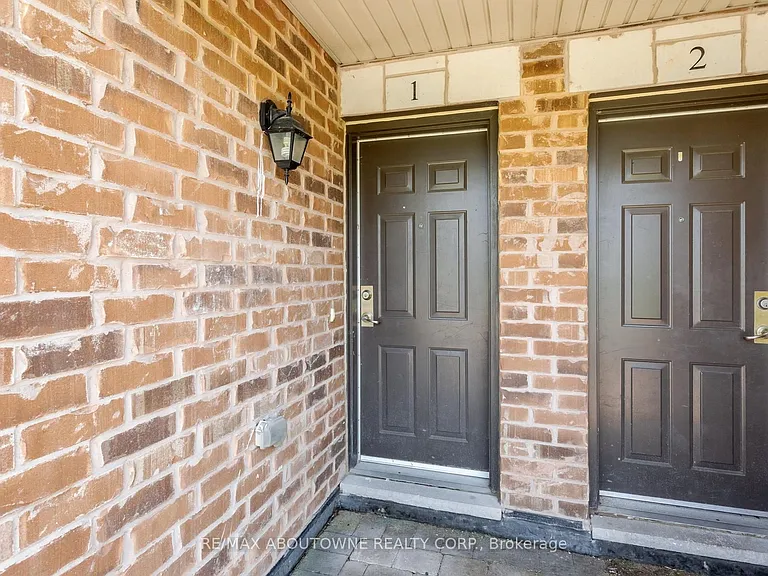 2441 Greenwich Dr #1 — Photo 12