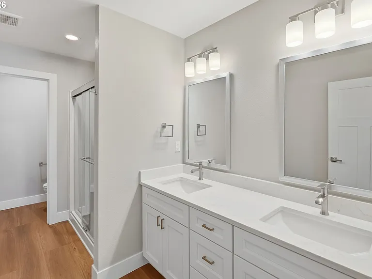 4023 SW Royal Ave — Photo 10
