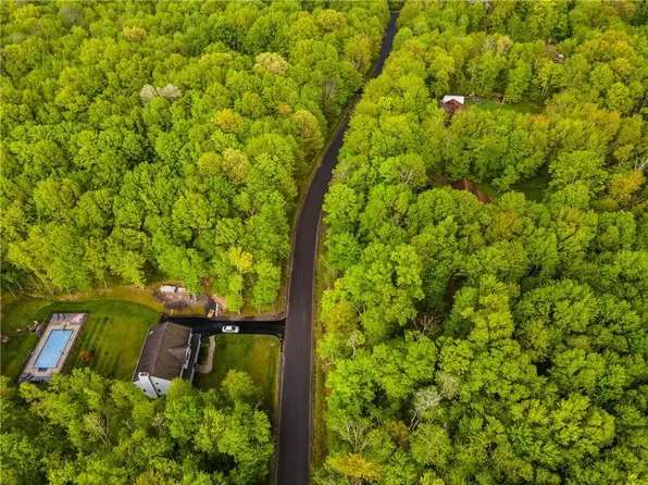 4 Amani Drive, Gardiner, NY 12525