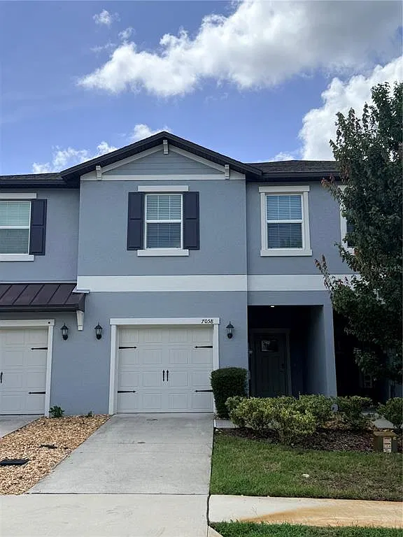 3 bed, 2.5 bath, 1666 sqft, $2,000 — Photo 1