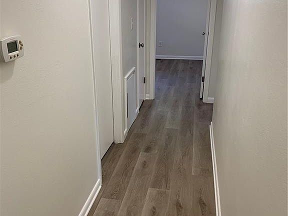 4th image of 2738 Gaylord Ave