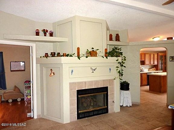4th image of 7760 W Red Garnet Ln