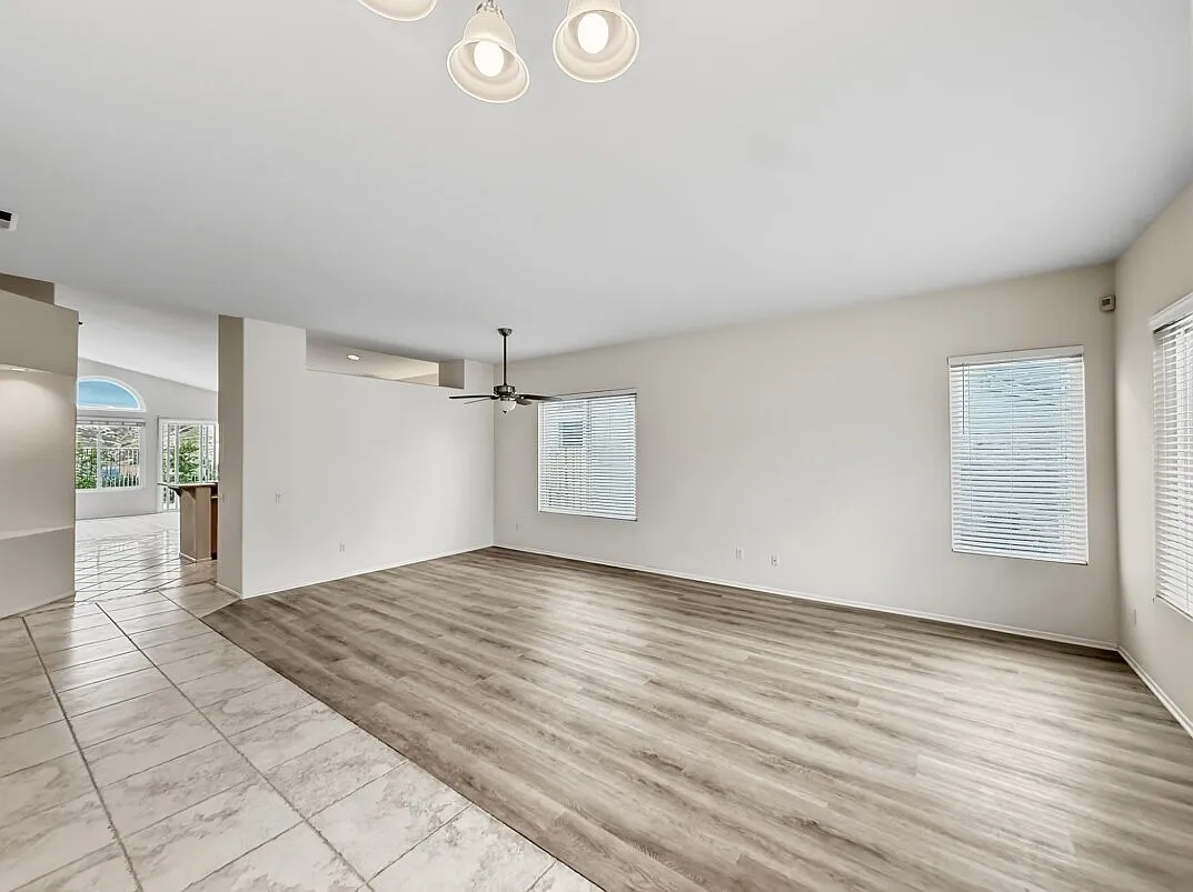 22810 Mountain Ash Cir — Photo 2