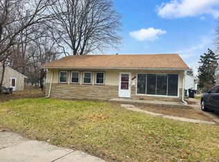 22811 Rosewood St, Oak Park, MI