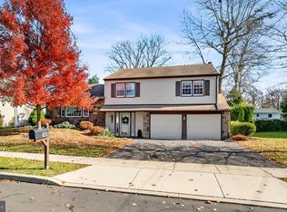 169 Walton Dr, Morrisville, PA 19067