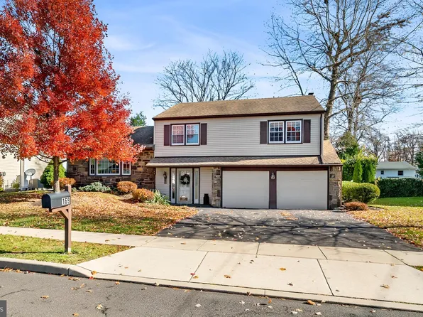169 Walton Dr, Morrisville, PA 19067