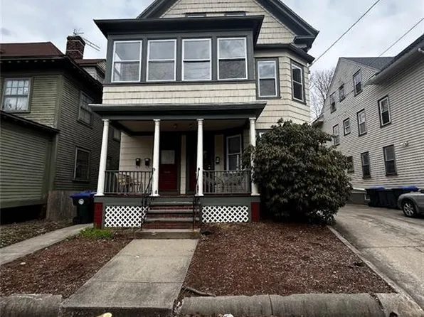242 Pleasant St #2, Providence, RI 02906
