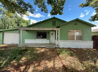 405 Riverside Ave, Chowchilla, CA 93610