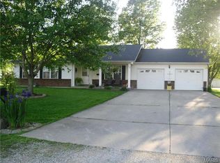 506 S 11th St, Bowling Green, MO 63334