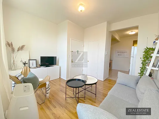 Rented by ZealEstate Group Inc | media 26