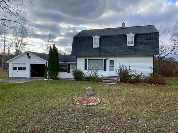 8618 French Rd, Alpena, MI 49707