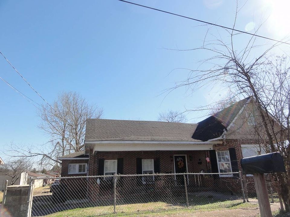 205 N Ash Ave, Demopolis, AL 36732 Zillow