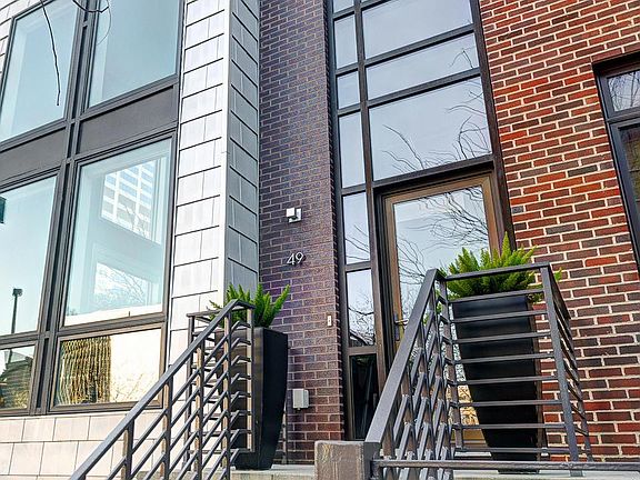 3rd image of 49 N 5th St #Townhouse 14