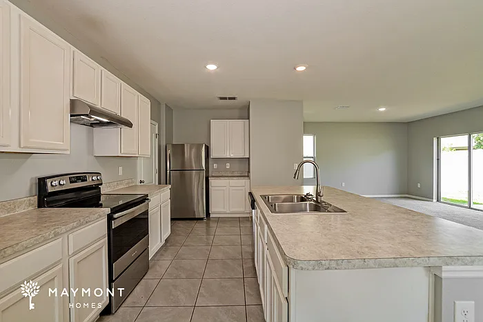 6731 Grace Hammock Rd — Photo 8