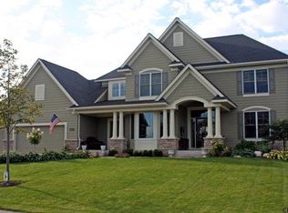 24 Bridgewater Ct, Clifton Park, NY 12065