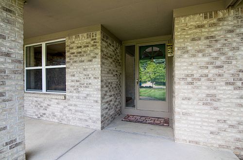 4th image of 4123 Westbrook Dr