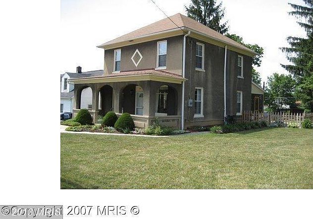 1st image of 712 Jefferson Blvd
