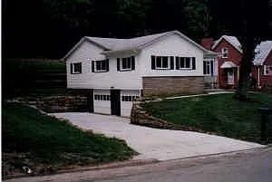 139 Idabelle Ave photo 1