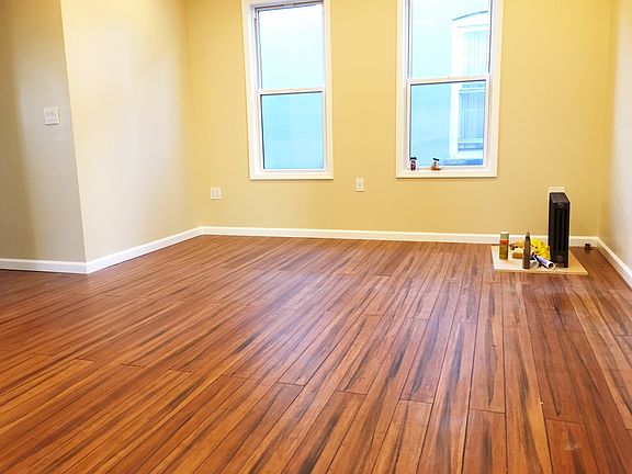 3rd image of 4206 25th Ave #2