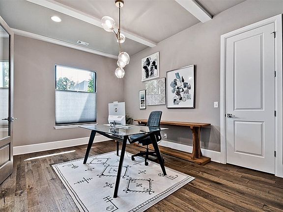 3rd image of 8409 W Kingbird Ct