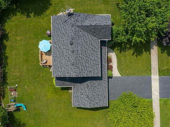3rd image of 4255 Black Oak Dr