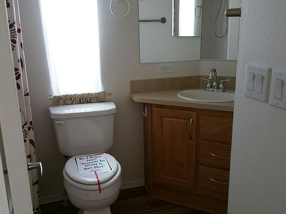4th image of 13437 W Westgate Dr
