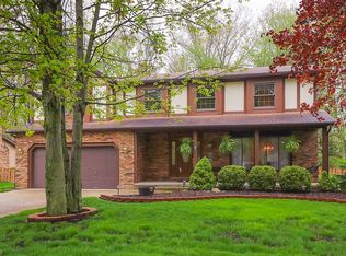 8491 Glenbrook Dr, Olmsted Township, OH 44138