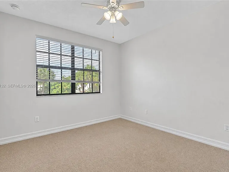 13005 Riverwalk Cir N — Photo 25