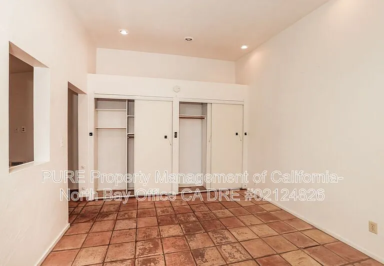 201 Meadowlark Ln #S — Photo 9