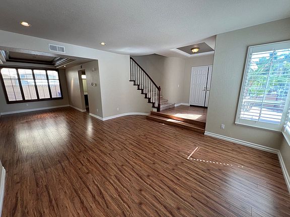 5th image of 11629 Windcrest Ln