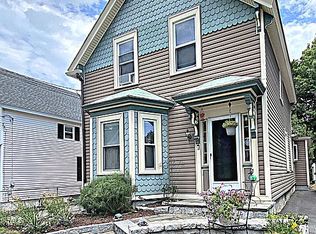40 Robbins St, Lowell, MA 01851