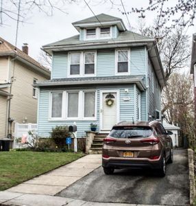 44 Bement Ave, Staten Island, NY, 10310