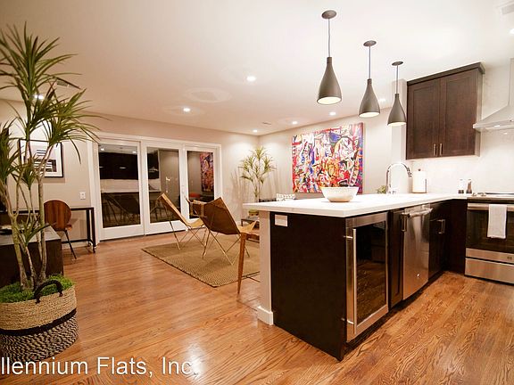 5th image of 200 Waverley St #6