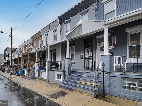 3rd image of 1532 N Hollywood St