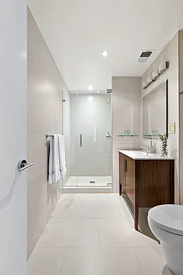 Rented by Compass | media 9