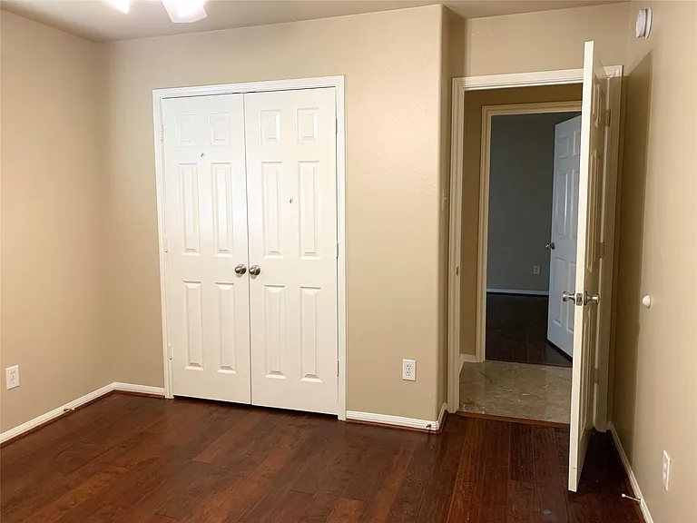 2822 Chalet Knolls Ln — Photo 26