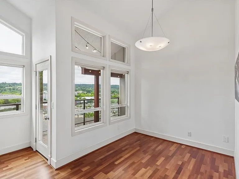 Dining room or flex space