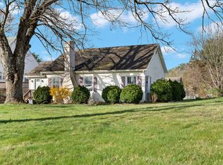 805 S Main St, Lexington, VA 24450