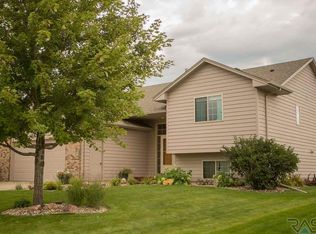 2101 E 62nd St, Sioux Falls, SD 57108