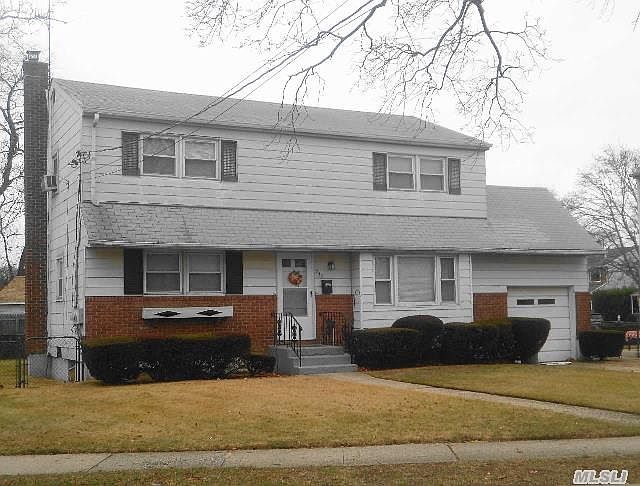 1st image of 345 Secatogue Ave